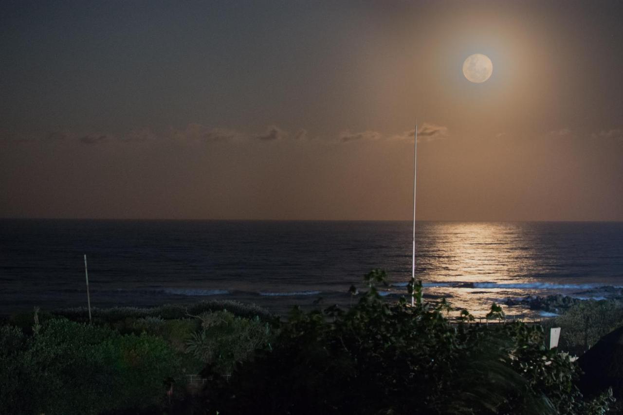 At 4 Umzumbe Beach Apartment, Mangrove Beach Estate Melville  Екстер'єр фото