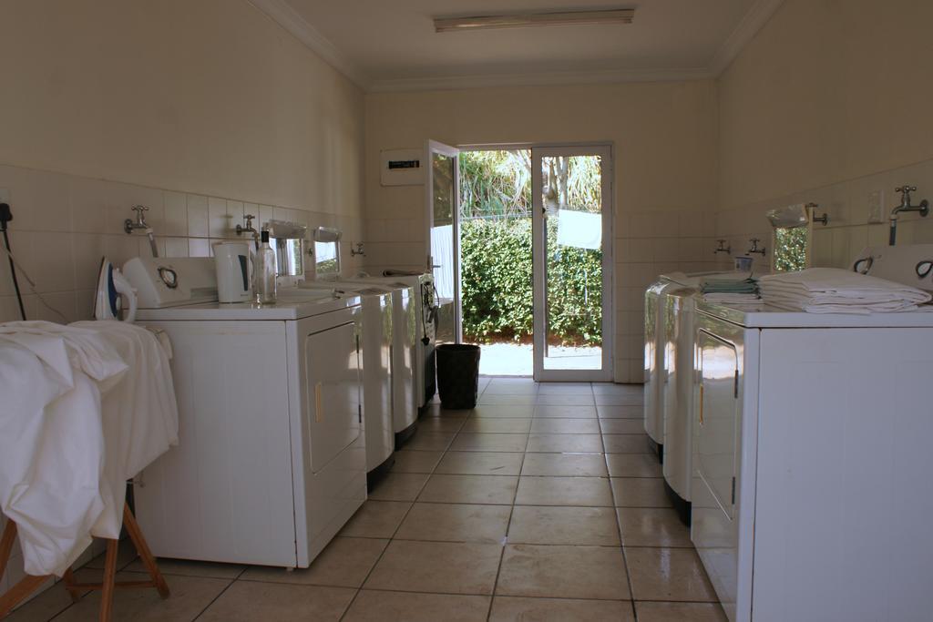 At 4 Umzumbe Beach Apartment, Mangrove Beach Estate Melville  Екстер'єр фото